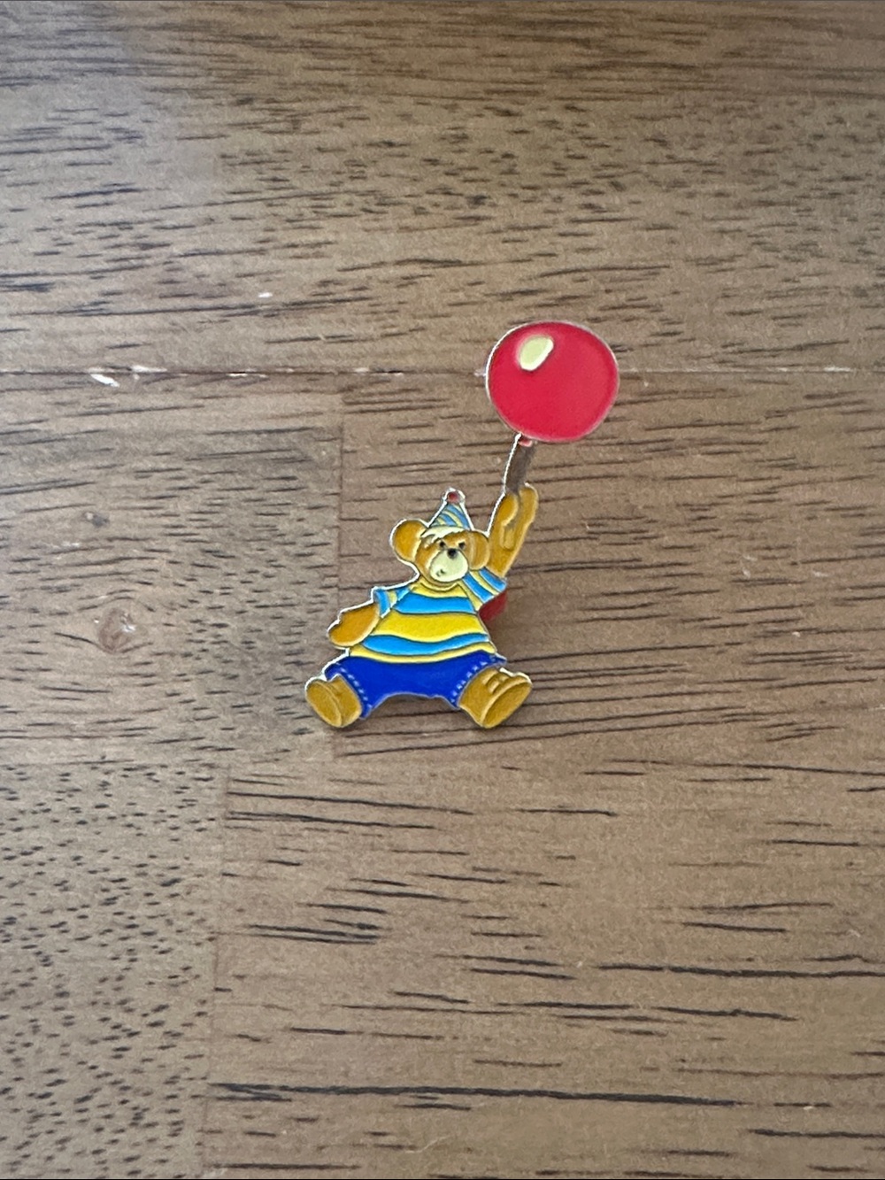 Vintage 2007 build a bear enamel pin